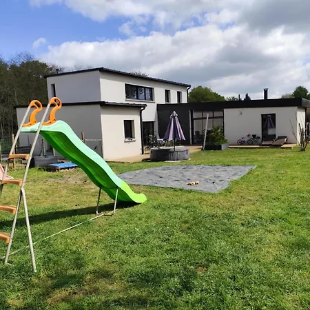 Maison Recente 200m2 Proche Du Circuit Du Mans Au Calme Holiday home